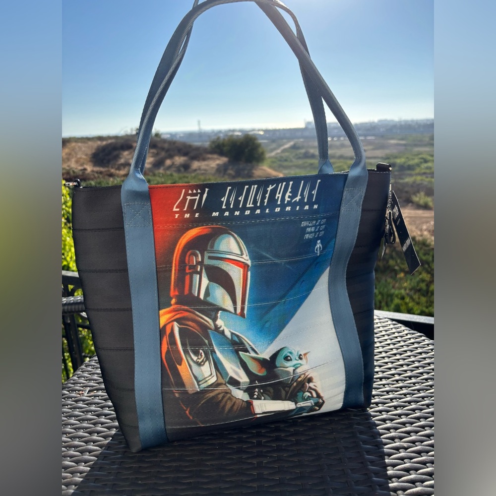 Harveys x Star Wars Mandalorian Poster Tote VEUC (no strap)